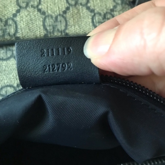 Rolling Gucci coated canvas duffle !!!🔥🔥🔥🔥🔥🔥 - Picture 2 of 8